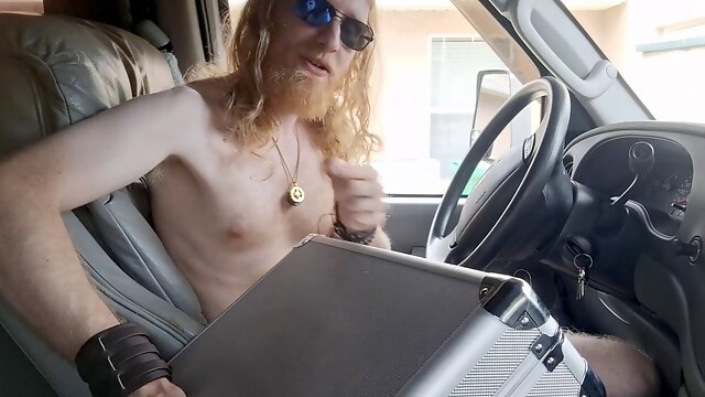 Instructional: How to feel confident while bare (and make your naturist pal cum!)