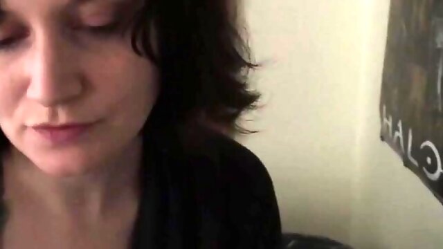 Bettie Bondage – Mom Catches Me Sneaking In HD