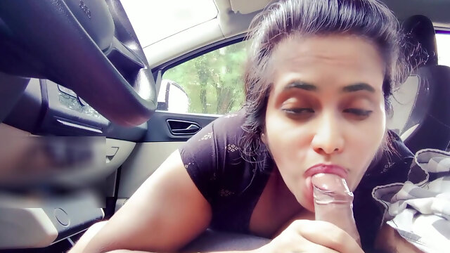 Beautiful Girlfriend Was Proposed by Her Boyfriend by Gifting Her a Gold Ring - Hindi Audio