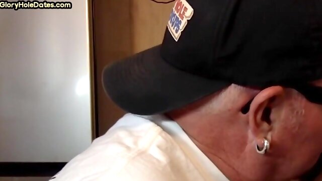 Homemade gloryhole DILF sucks white dong with greedy mouth