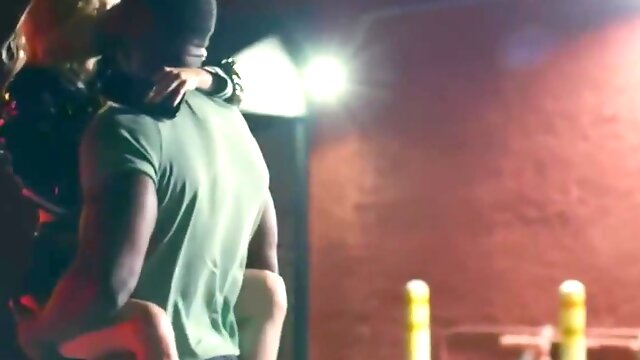 Házikészités, Nagy Néger Fasz