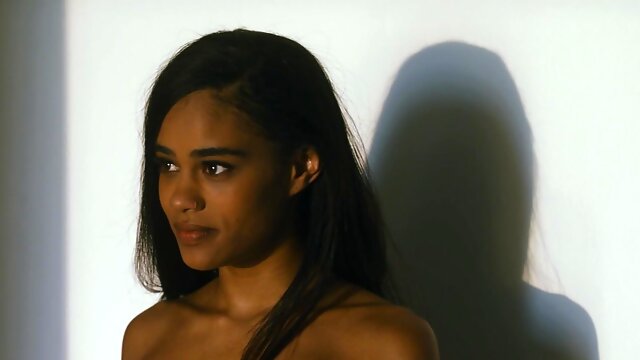 Small Hands and Scarlit Scandal enjoy a intimate moment together