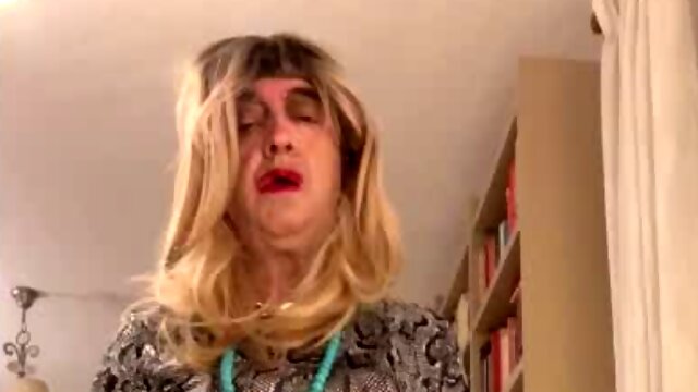 Hot Spanish trans girl cums in sexy dress with red high heels