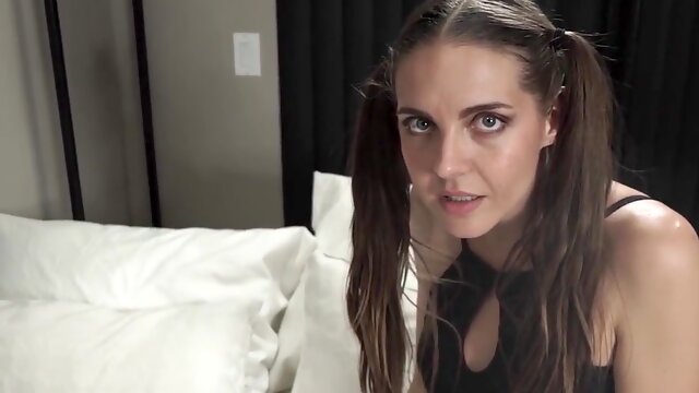 Sadie Holmes - Is Jealous Of Stepdaddy Fucking Sleepover