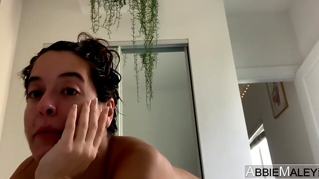 Elegant Abbie Maleys Long Hair Dirt