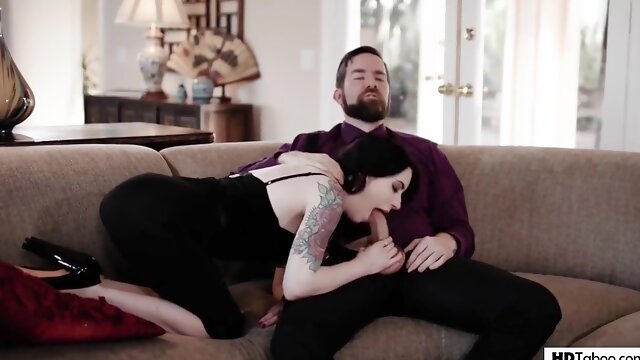 Chris Epic, Jayden Marcos And Anna De Ville In Extremely Slutty Model Gets Double Penetrated By Stepdaddy & Stepson