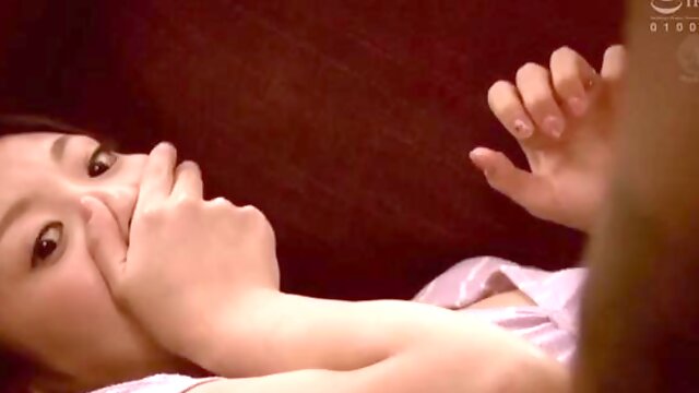 Cheating Japanese MILF Sucks Huge BBC UNCENSORED Yuki Nanao