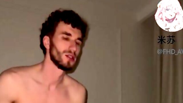 Amateur booty babe hot sex video