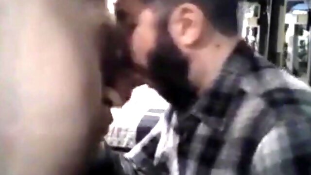 Dad Feeds His Gimp with a Geyser after Heavy Deep throat