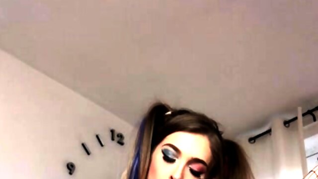 Solo Stocking Cumshot