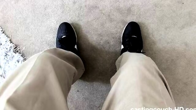 Yakın Çekim, Genç, Ayak