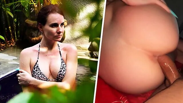 Quick Sex with a Big-assed Beauty in a Hotel Room