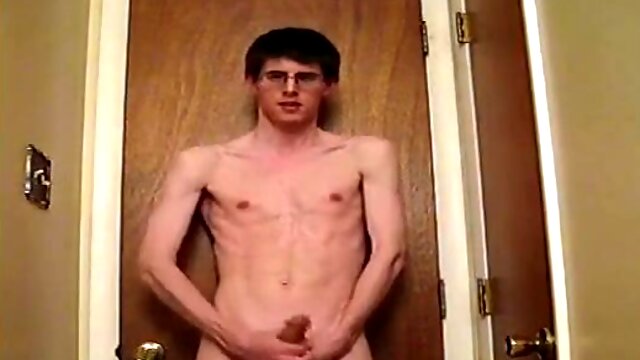 Nerdy Twunks Cam Display: Humungous Bone Uncover