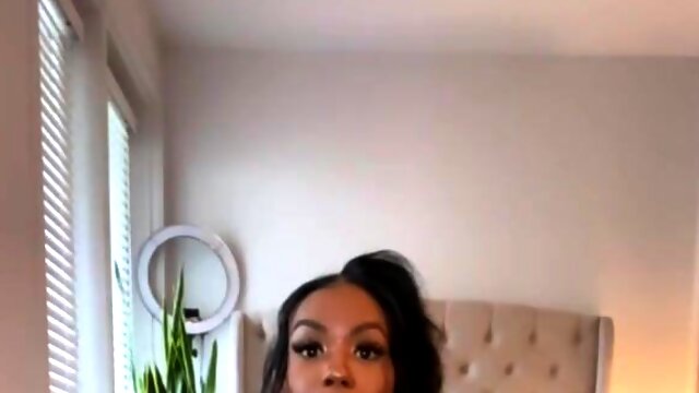 TRANSSEXUAL Leilani Li JISM SHOT ( pretty tgirl wanks off & shoots a giant blast )