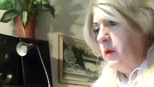 Short skirt mobile version