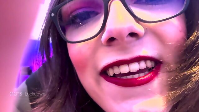 Dominant Smoke, Stocking Feet, Shemale, Amateur, Costume, French, POV