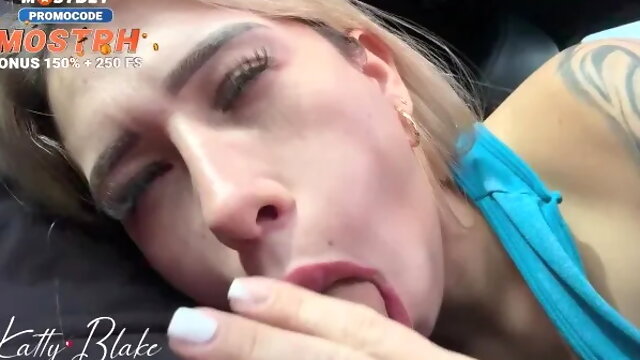 Üze Boşalma, Araba