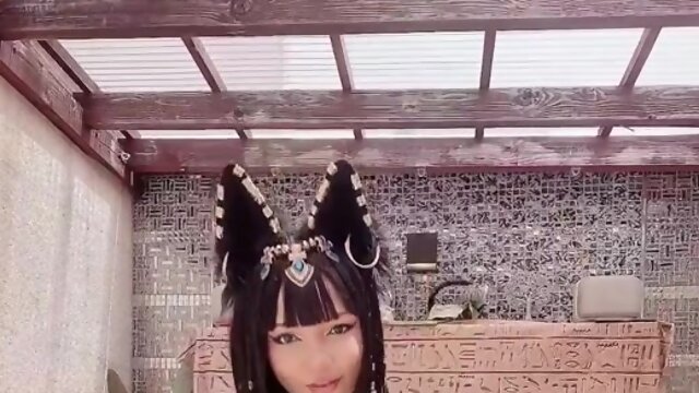 Zelf Gemaakt, Bikini