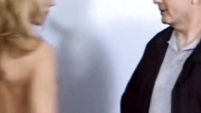 Watch blooming goomahs video