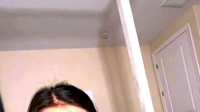 Amateur Blonde Blowjob handjob and cumshot