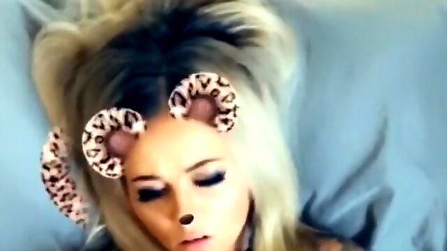 Littlebuffbabes Birthday Treat in a Steamy Snap Moment