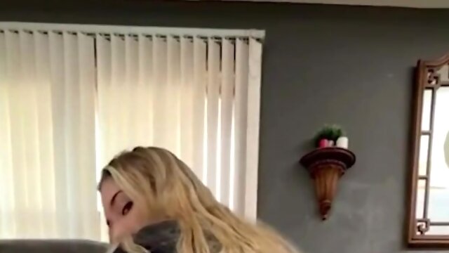 Punapää, Suuret Naiset, Niellä