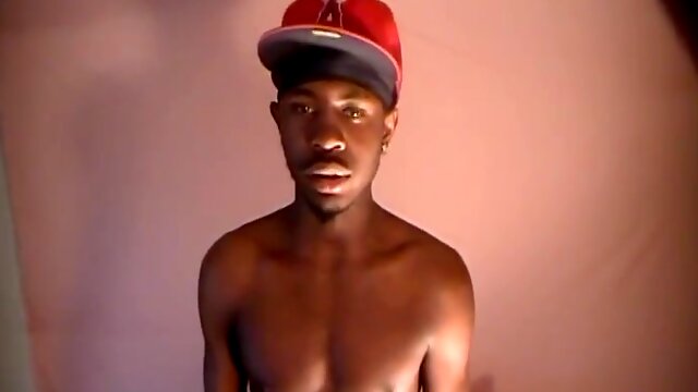 Dl Chill Spot Haitian Came To Play Gay Porn