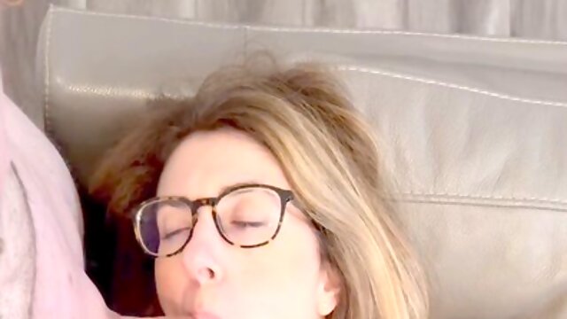 Real first-timer mummy stockings Fuck