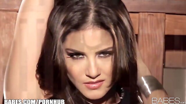 Sunny Leone In Exotic Adult Video Nylon Clothing Wild Like In Your Dreams