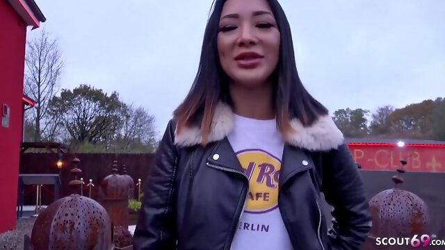 18 Χρονον, Χυσια, Γερμανιδες, Ταϊλανδή, Μεγαλες Πουτσες, Μικρο Στηθος