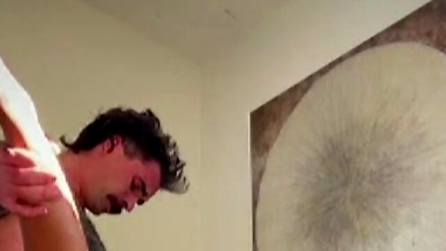 Kotitekoiset, Eebenpuu