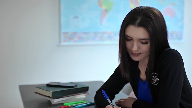 Transexuelle Et Fille, Futanari, Fellation