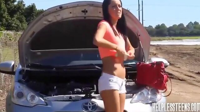 절벽 가슴, 속박