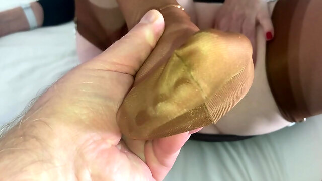 Oma, Grote Prachtige Vrouw, Kousen