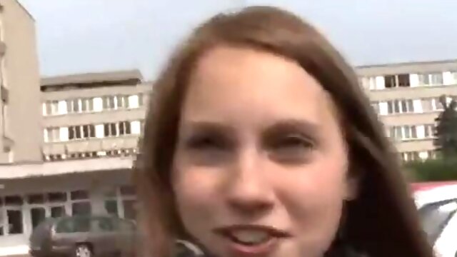 Сквирт, Деньги