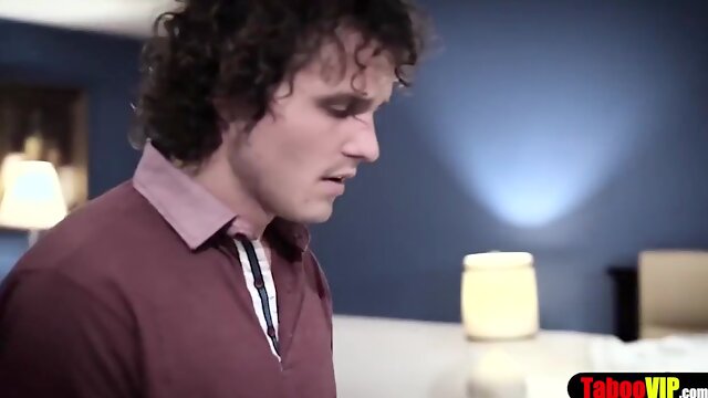 Маленькие Сиськи, Кузина