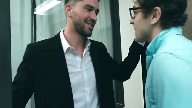 Office Colleagues In Bareback 3some Action With Dilf 7 Min