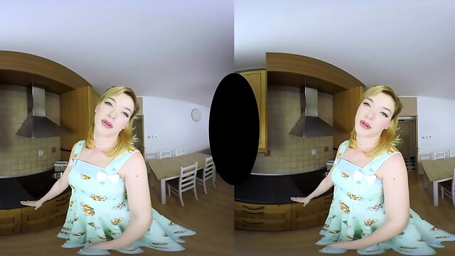 Blonde Anny Aurora onlyfans Epic