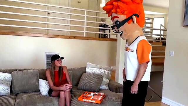 Addison Vodka Slams Her Athletic Ass On My Rod: This Sausage Delivers!