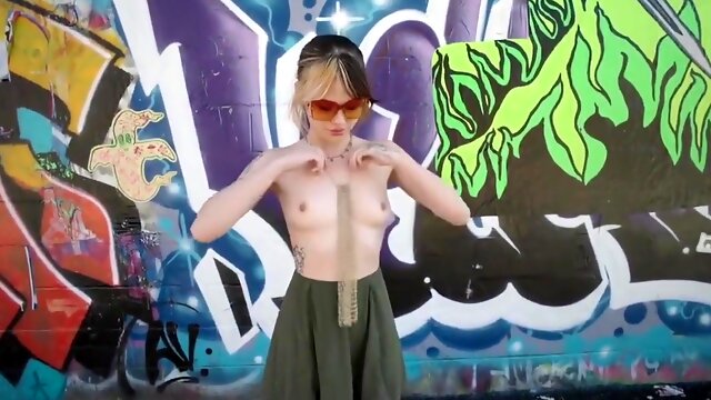 Hitch Hiking Teen 18+ Outdoor Public Fuck In This Hd Video