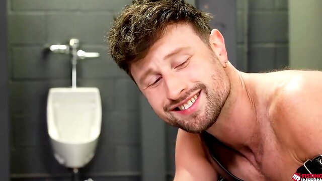 Backdoor Bathroom, Sc 3