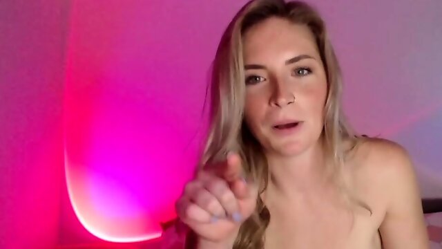 Gorgeous slim Zoeneli tits Clip