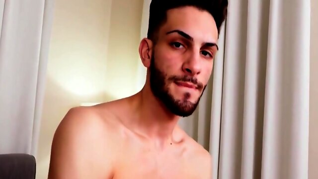 Amateur Debut Skinny Stud Cumming After Solo Cockwanking 8 Min