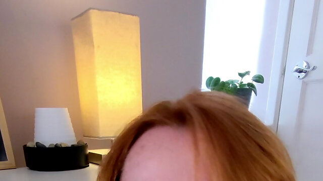 나이든여자, 혼자