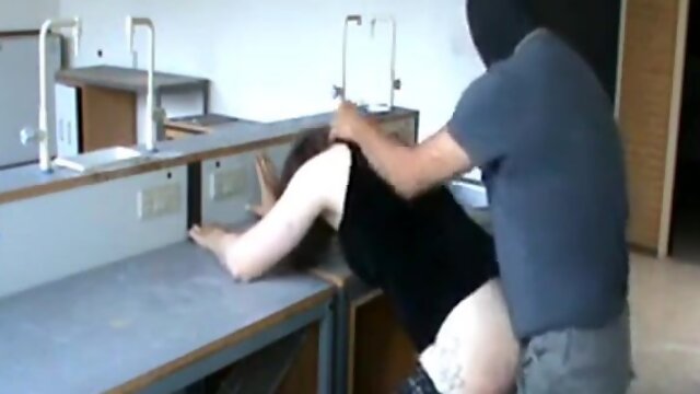 Crossdresser Gets Rough Amateur Fuck