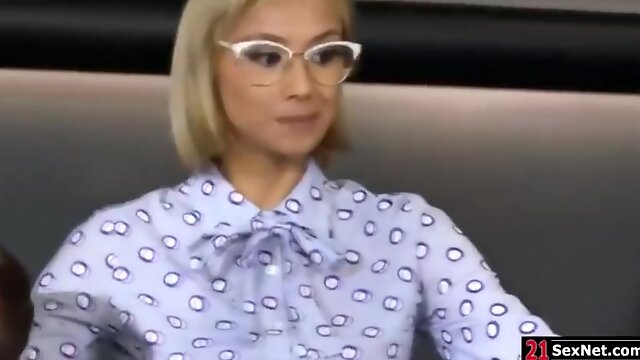 Big Tits Secretary Dp Fucked By Boss During Office Meeting