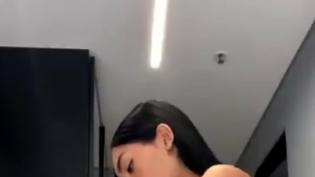 Beautiful Shemale enjoying on her girl - Serjarabbit