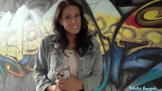 Kirkuva, Kauniit, Julkinen, Perännuolu, Pikkuhousut