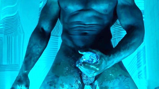 Hallelujah Johnson worships that massive black cock