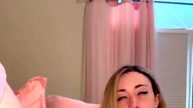 Shemale And Girl, Anal, Solo